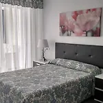 Stunning Views Levante דירה בנידורם